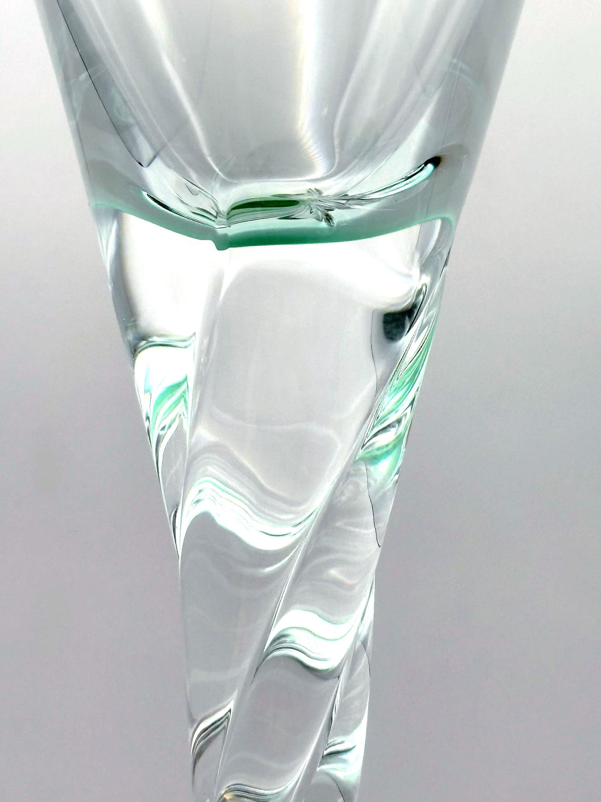 Luxor Bohemia Crystal Sherry Glasses – Tall Sculptural Stemware, Emerald Green Base (Set of 2)