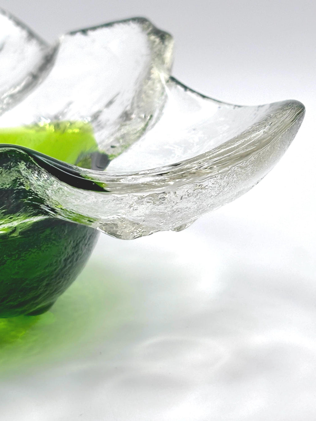 KIVI Art Glass Bowl – Pertti Santalahti Humppila, Finnish Design