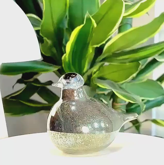 Iittala, Oiva Toikka Glass Bird Figurine | Finish Glass Art Collection